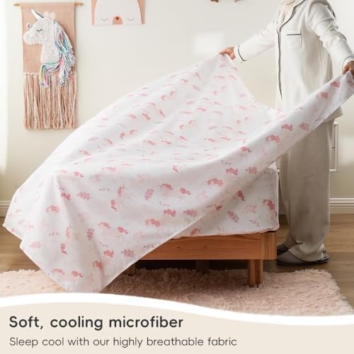 Bunnikins Clover 3-Piece Twin Sheet Set - Unicorn Girl Print
